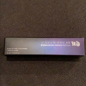 Urban Decay Eyeshadow Primer Potion